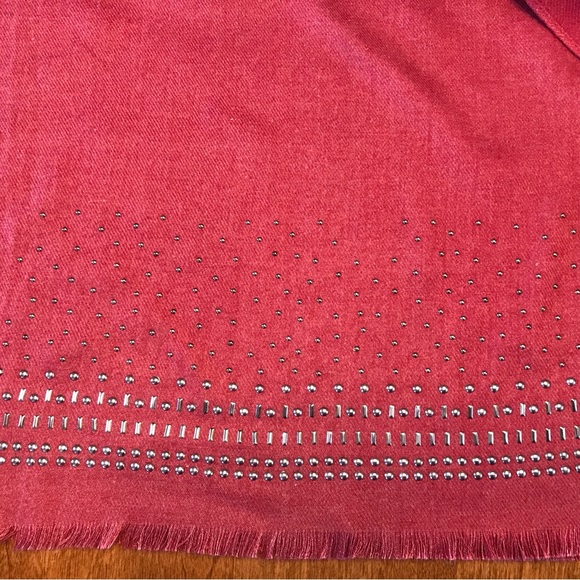 NWT Wine Poncho⭐️5/$25⭐️ - Picture 7 of 8